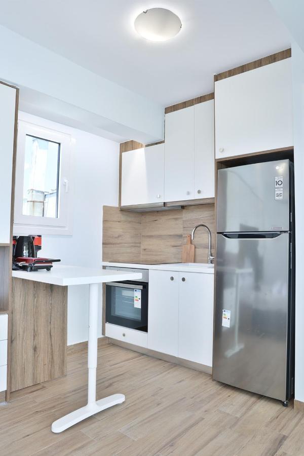Apartment Liv - View And The In
