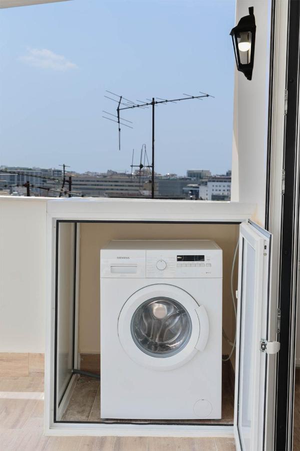 Apartment Liv - View And The In Athens